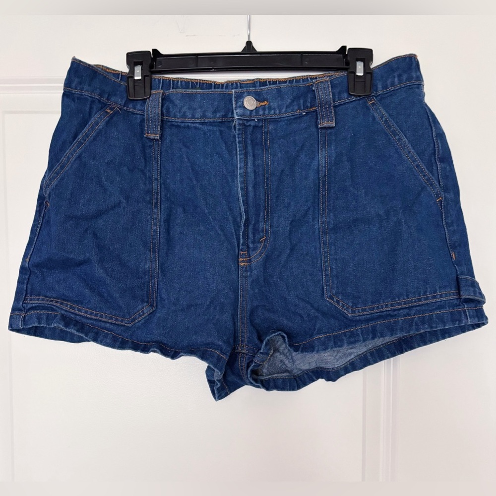 EUC - Women’s Wild Fable Denim Cargo, Elastic Waist Shorts - Size 12